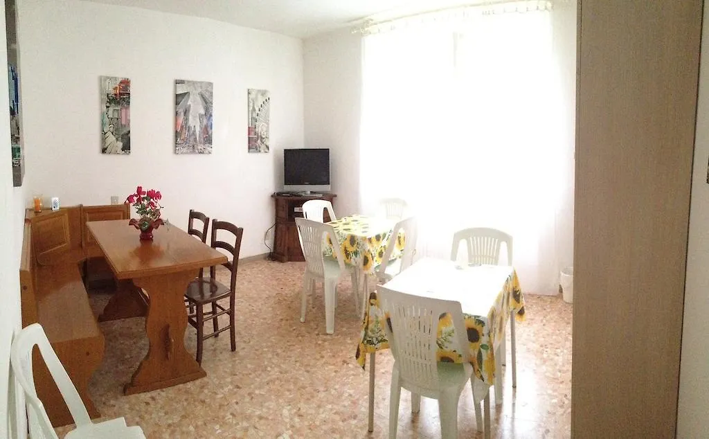 Villa Aurora Tirrenia 3*,  Italië